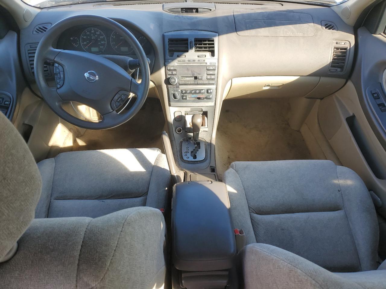 2002 Nissan Maxima - Image 8