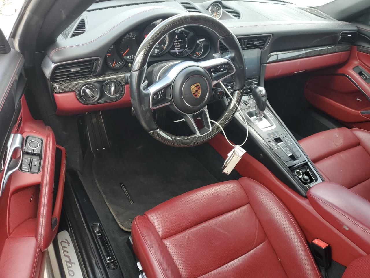 2019 Porsche 911 - Image 8