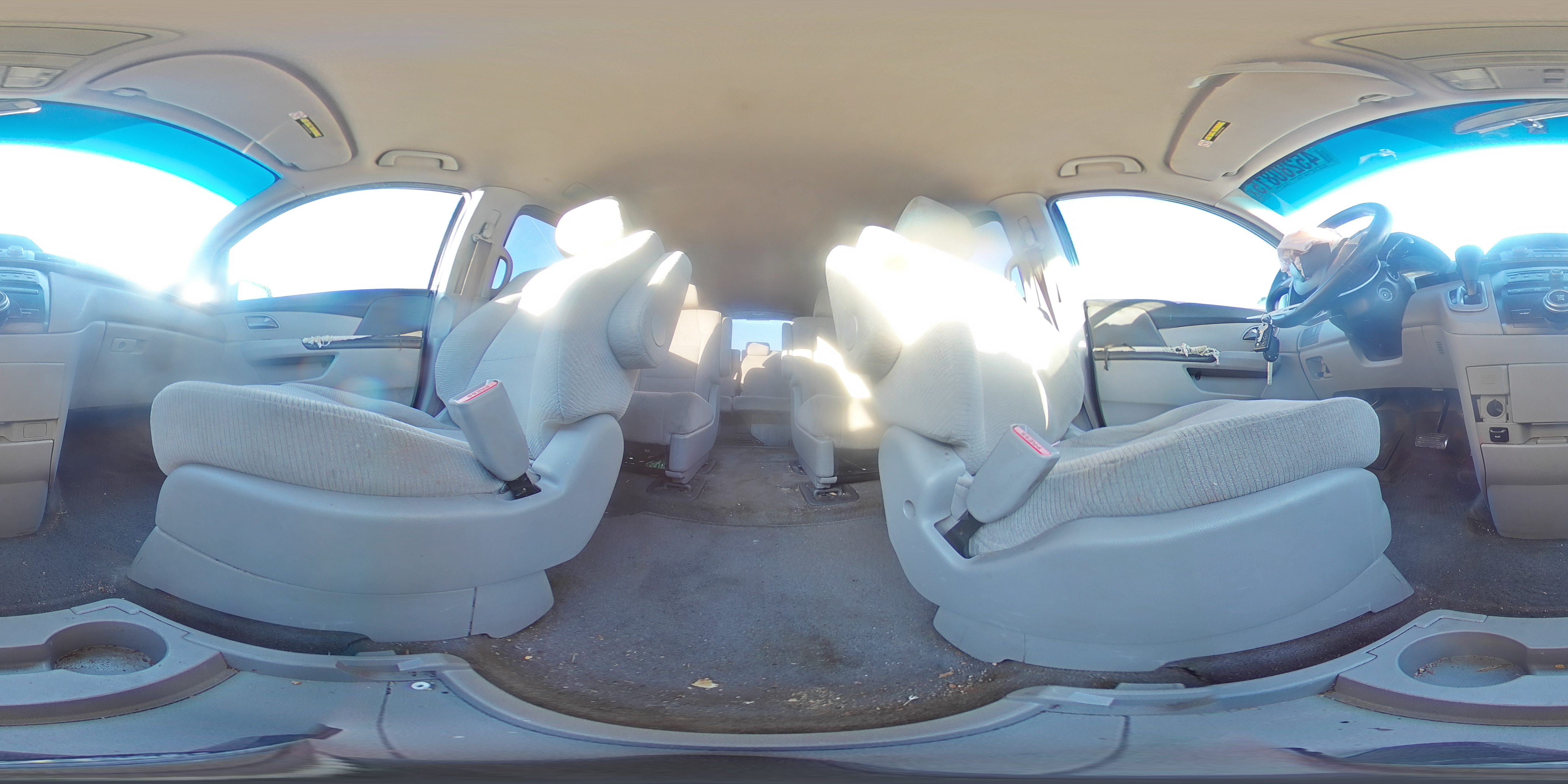2011 Honda Odyssey - Image 14