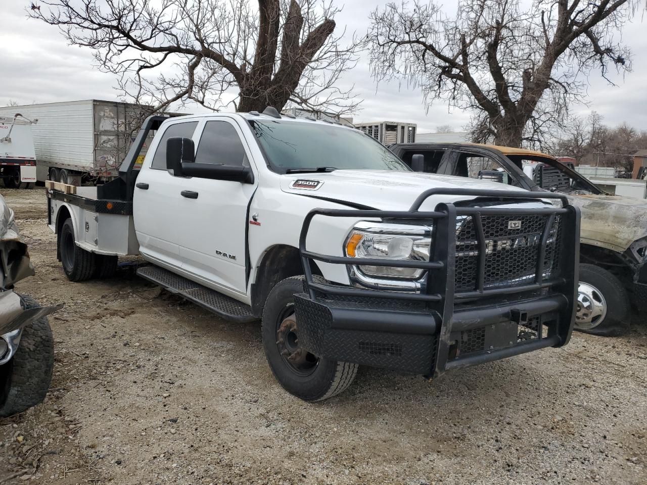 2019 RAM 3500 - Image 4