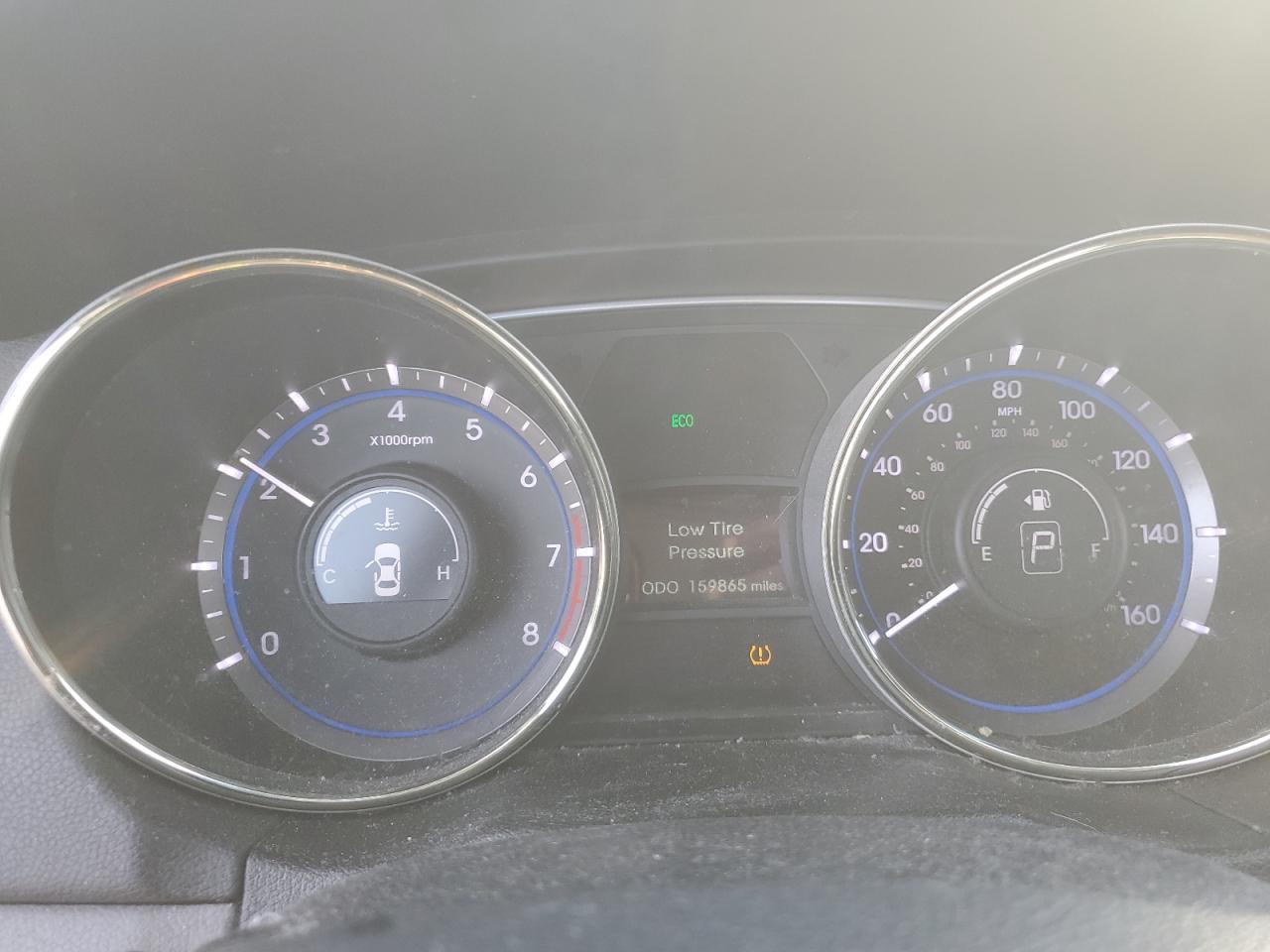 2013 Hyundai Sonata - Image 9