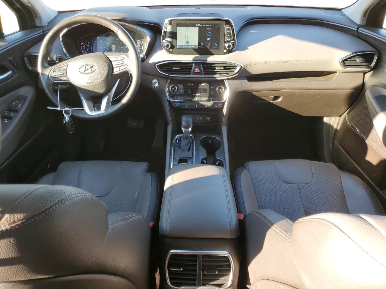 2019 Hyundai Santa Fe - Image 8