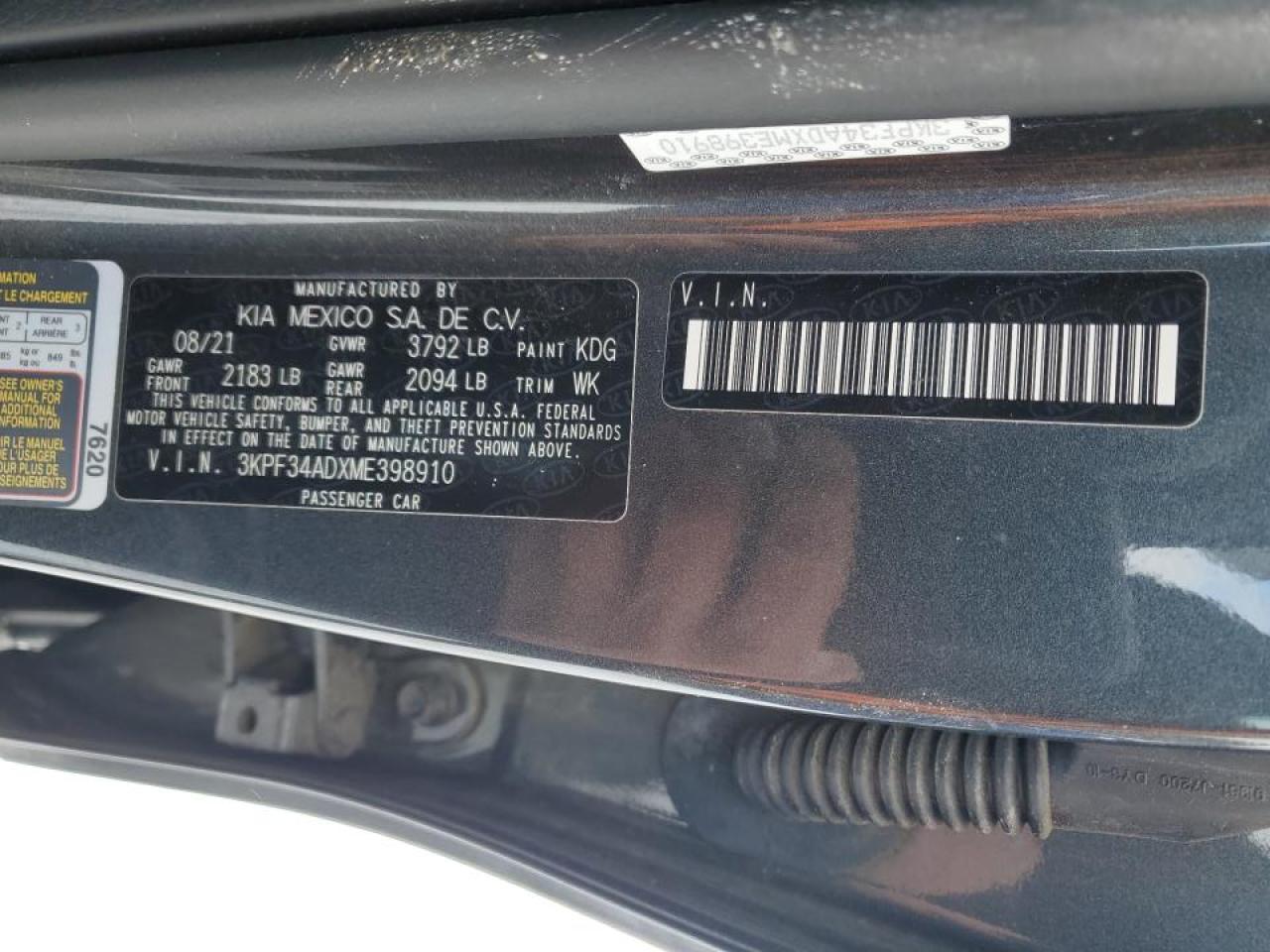 2021 Kia Forte - Image 12
