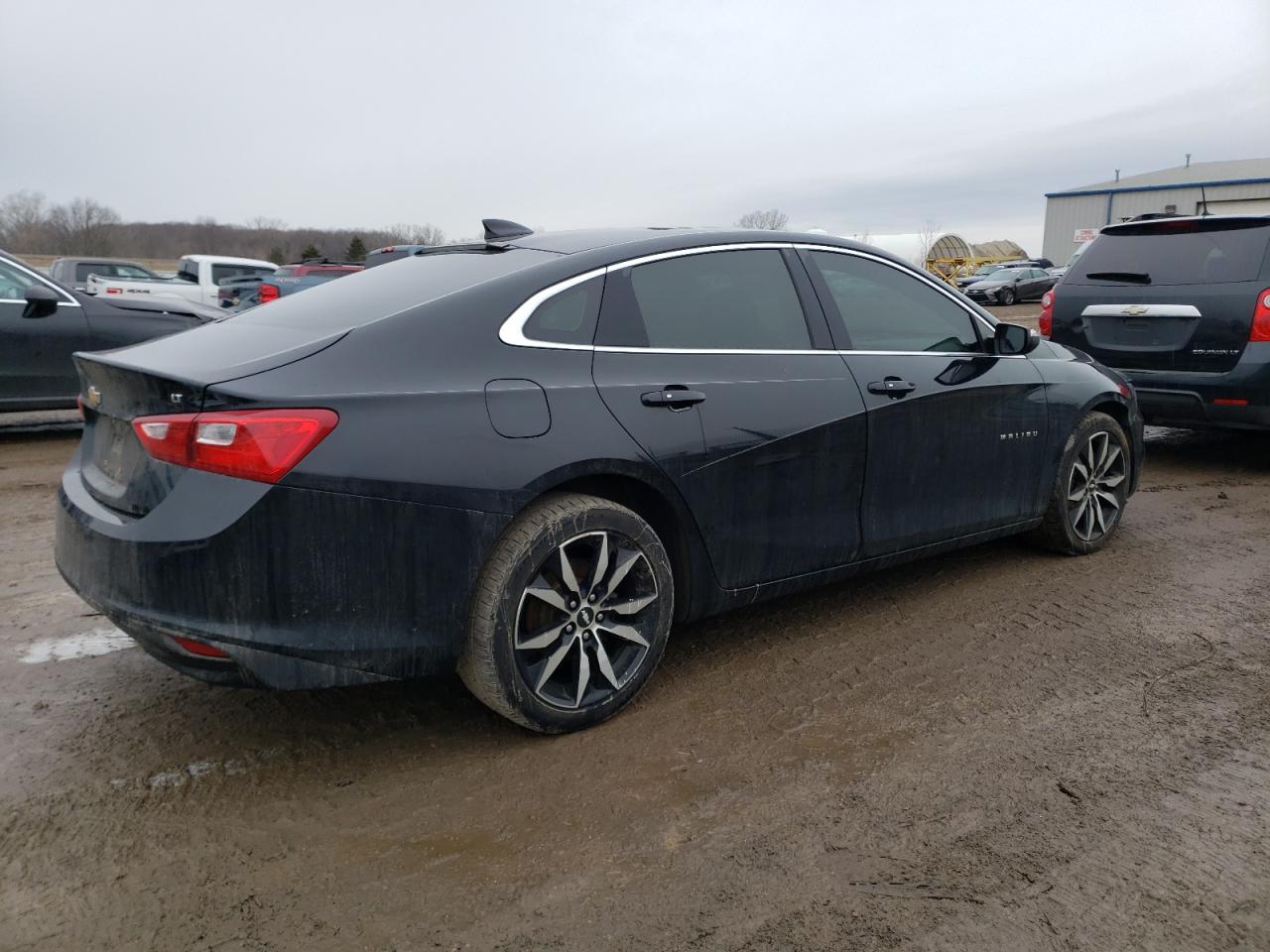 2018 Chevrolet Malibu - Image 3