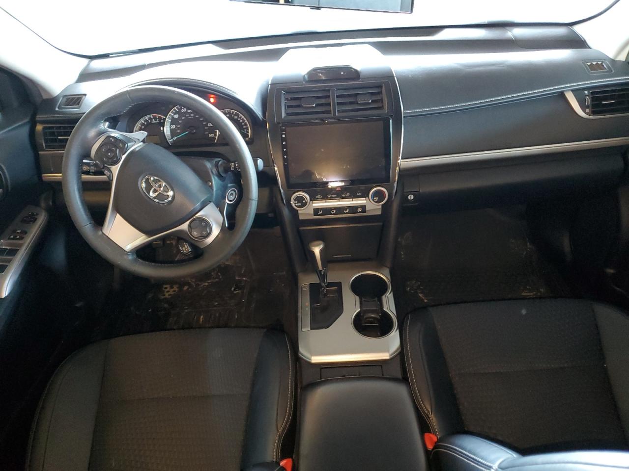 2014 Toyota Camry - Image 8