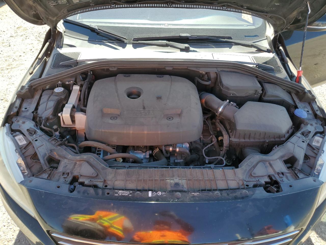 2016 Volvo S60 - Image 11