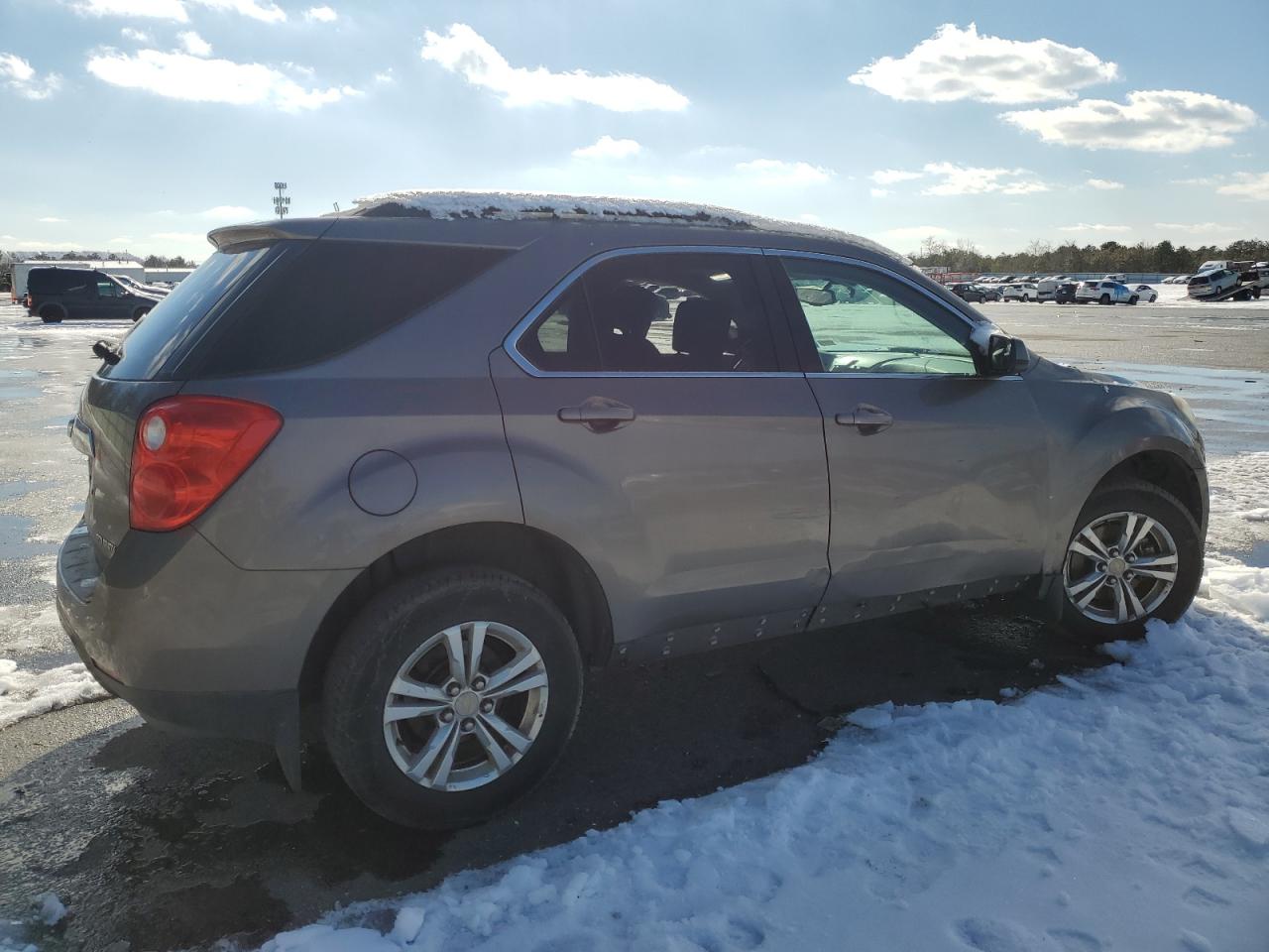 2011 Chevrolet Equinox - Image 3