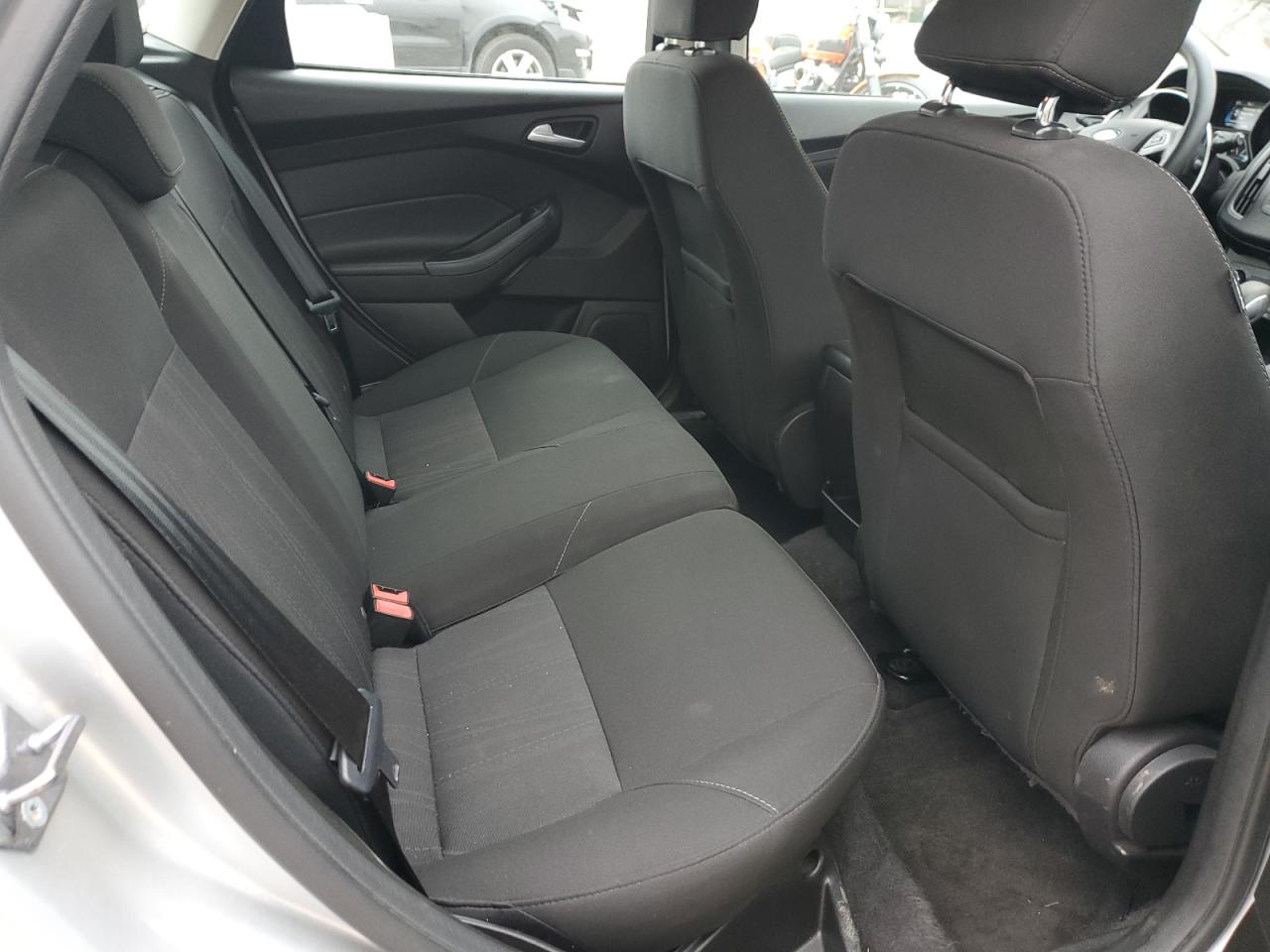 2017 Ford Focus - Image 10