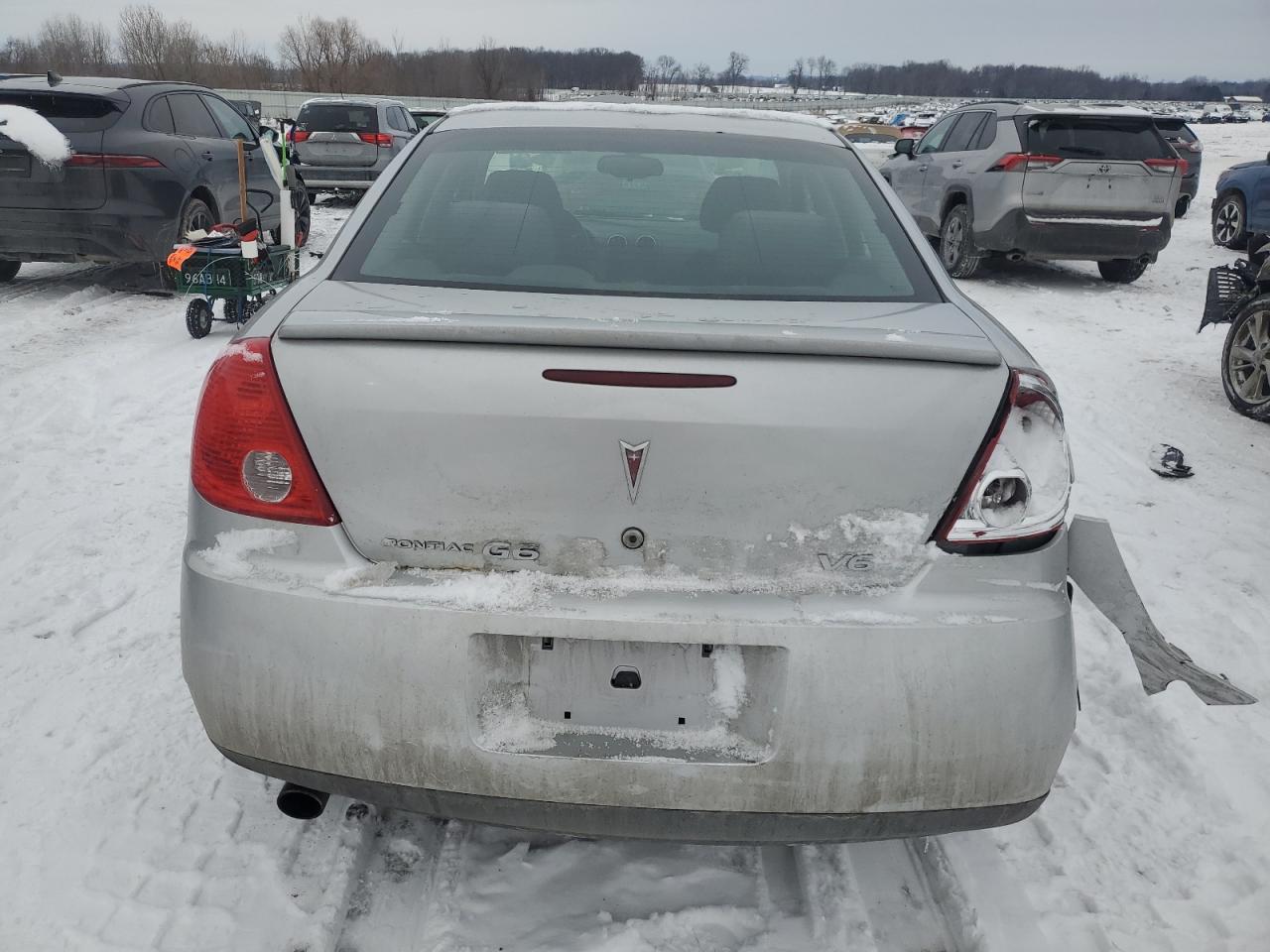 2009 Pontiac G6 - Image 6