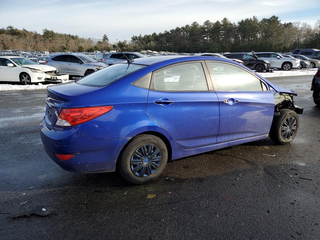 2014 Hyundai Accent - Image 3