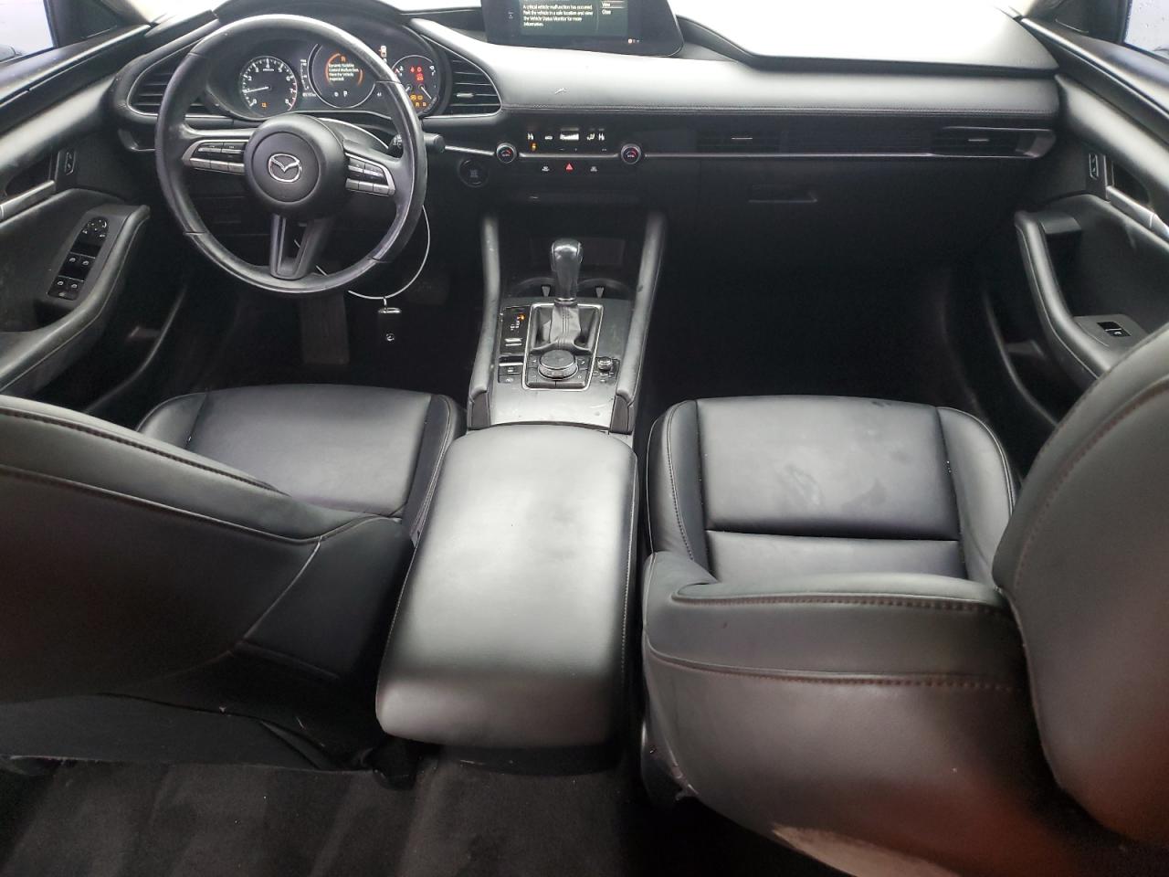 2021 Mazda 3 - Image 8