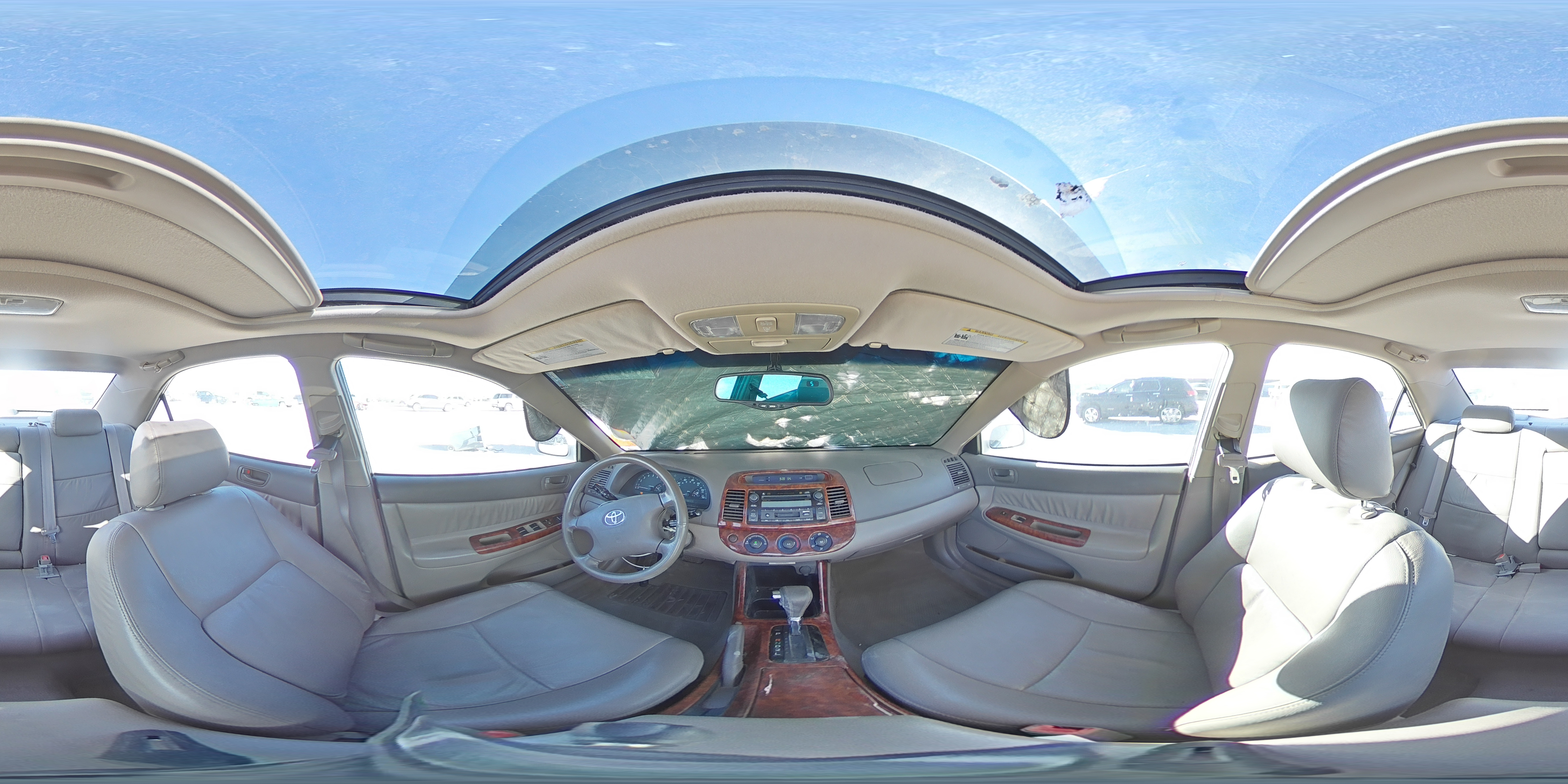 2004 Toyota Camry - Image 13