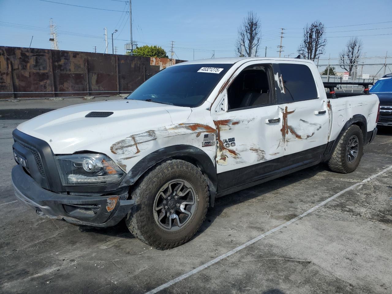 2018 Ram 1500 Rebel na sprzedaż w Wilmington, CA - Side