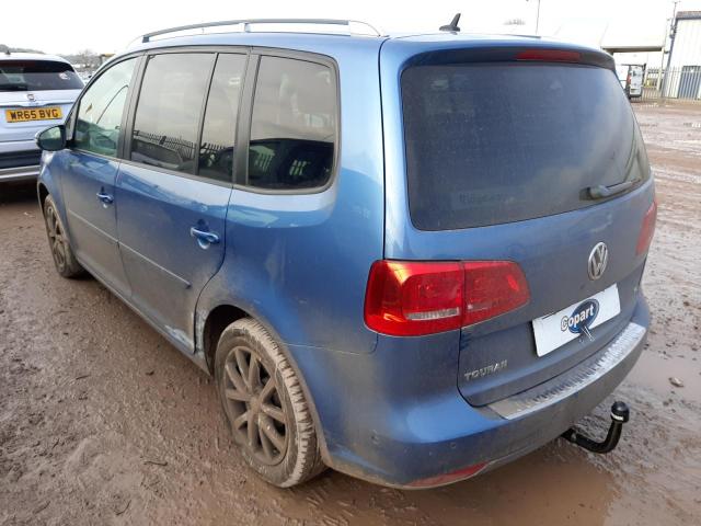 2011 VOLKSWAGEN TOURAN SE