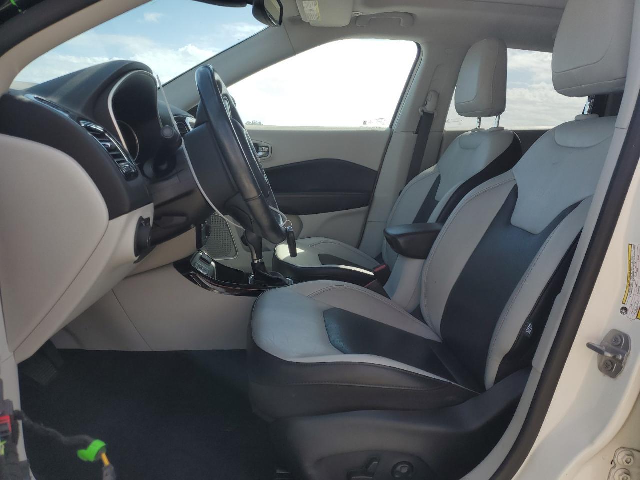 2019 Jeep Compass - Image 7