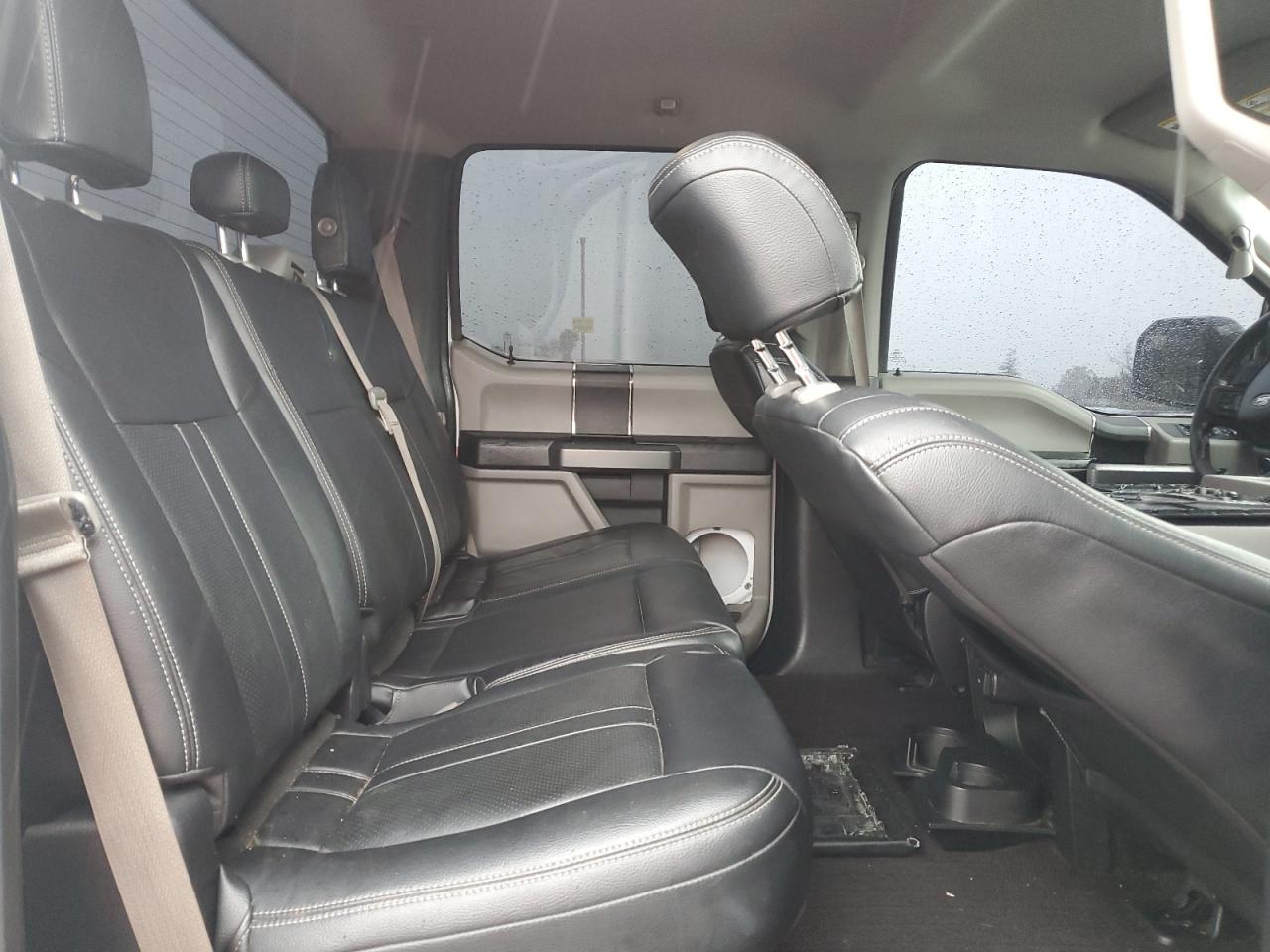 2016 Ford F-150 - Image 12