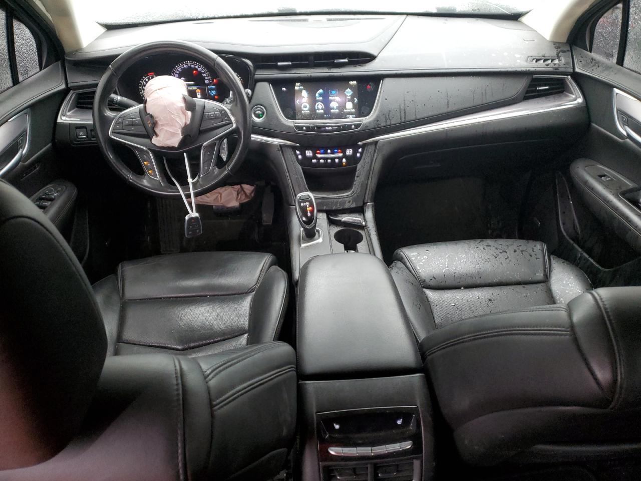 2019 Cadillac XT5 - Image 8