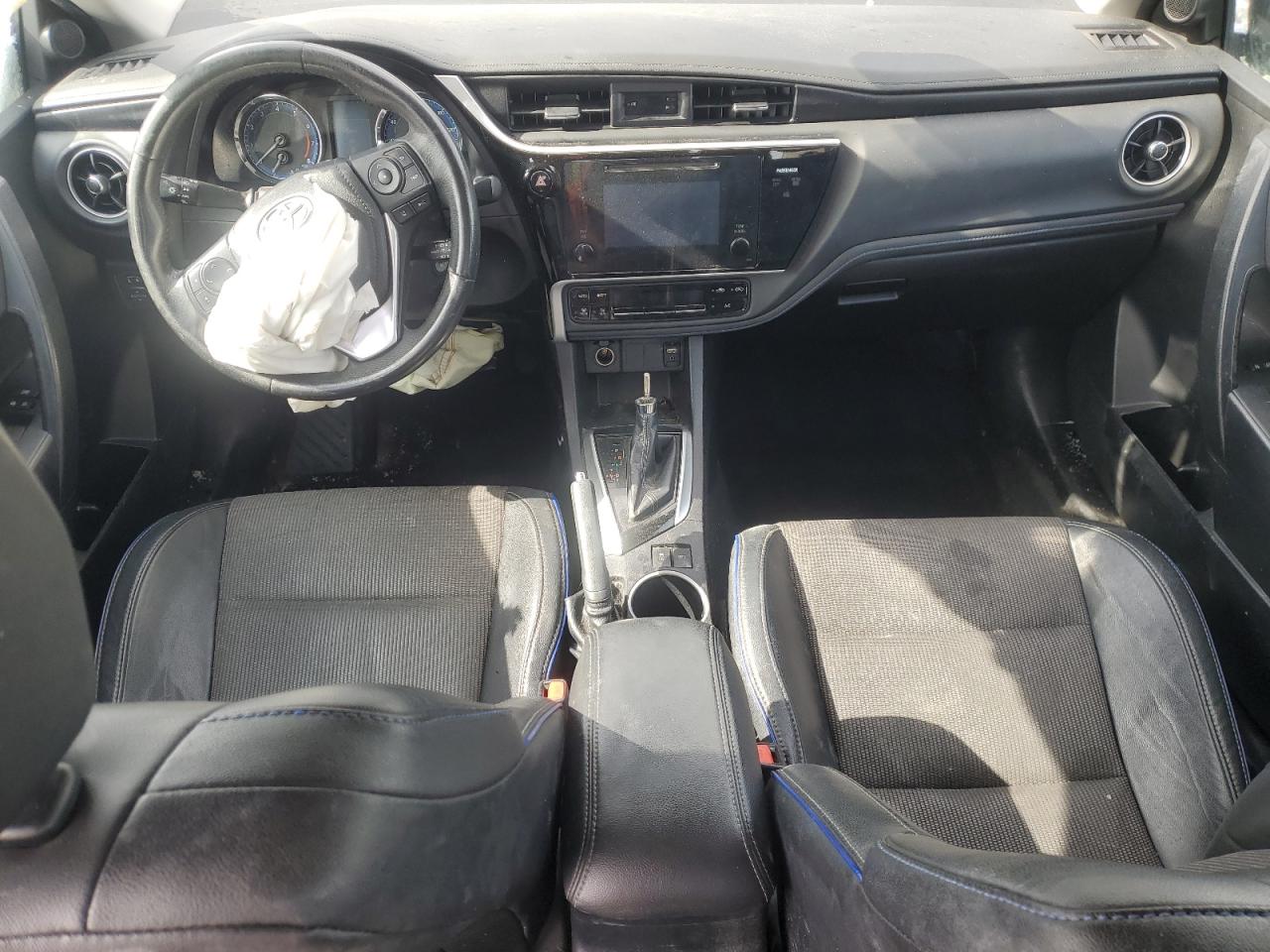 2017 Toyota Corolla - Image 8
