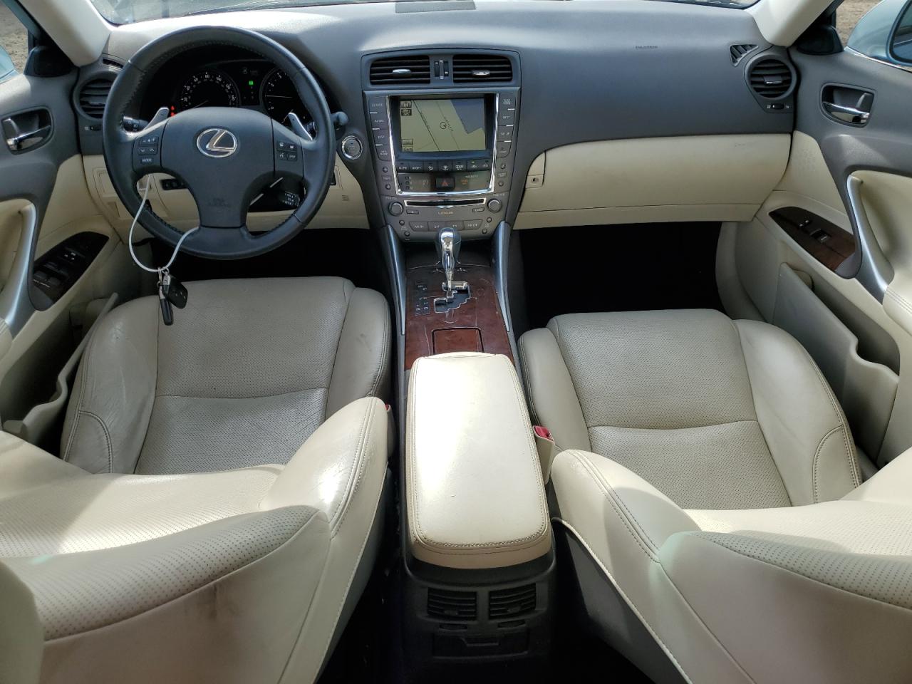 2010 Lexus IS - Image 8