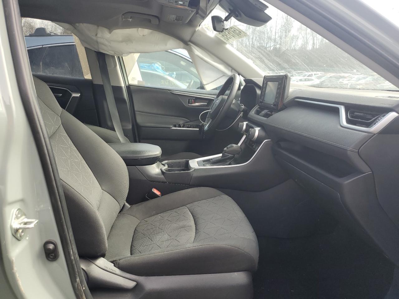 2020 Toyota RAV 4 - Image 7