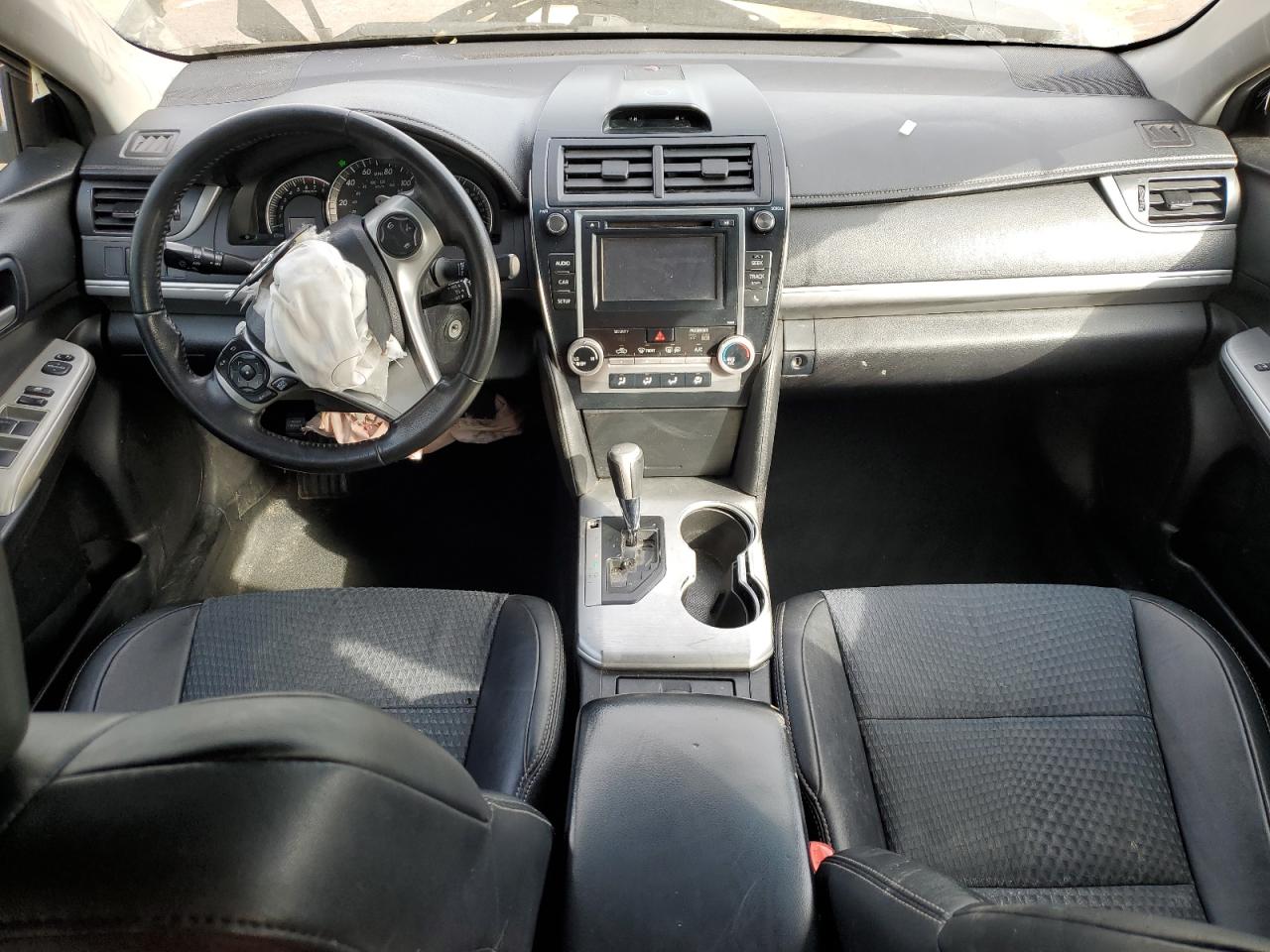 2014 Toyota Camry - Image 8