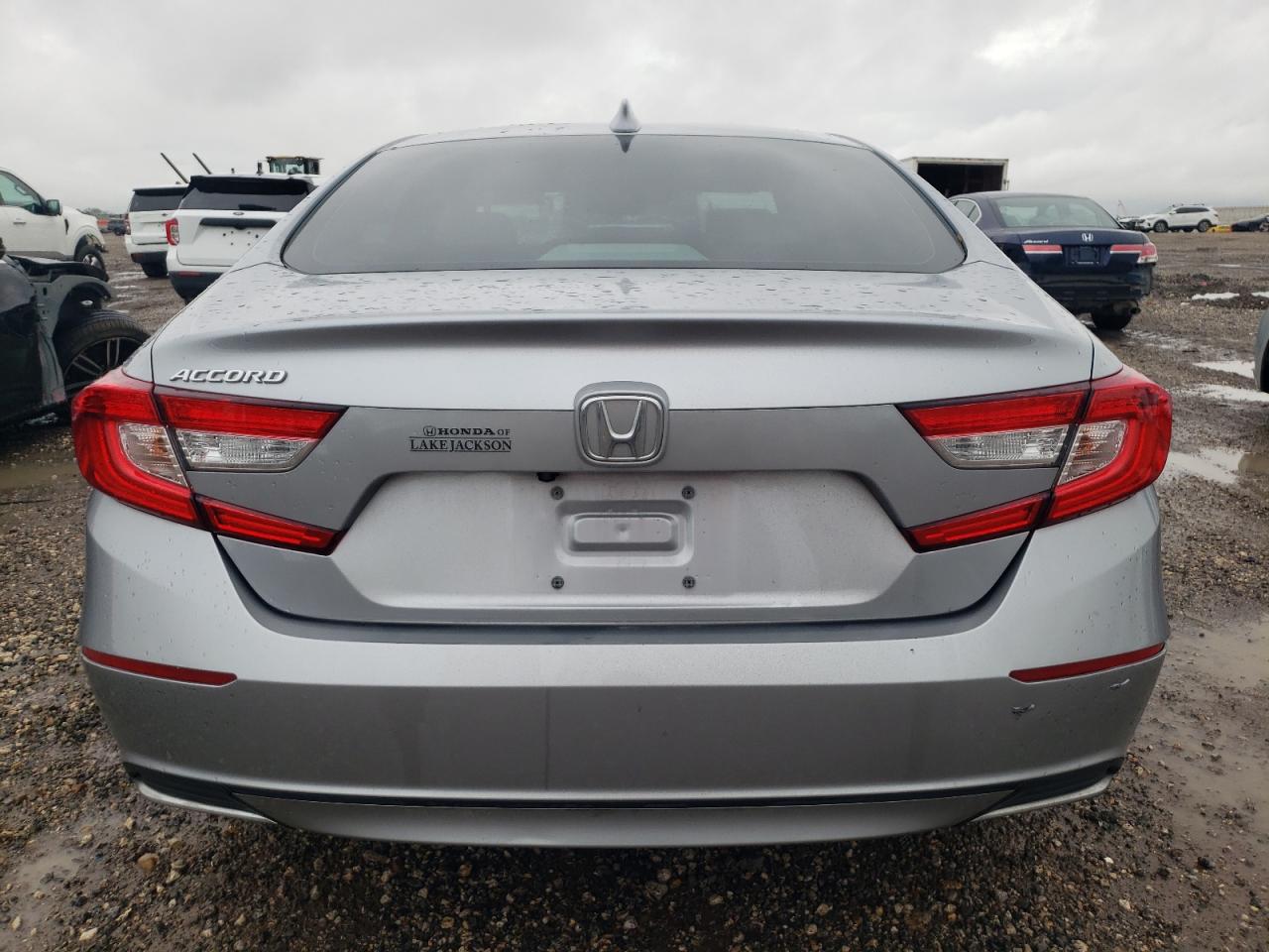 2020 Honda Accord - Image 6