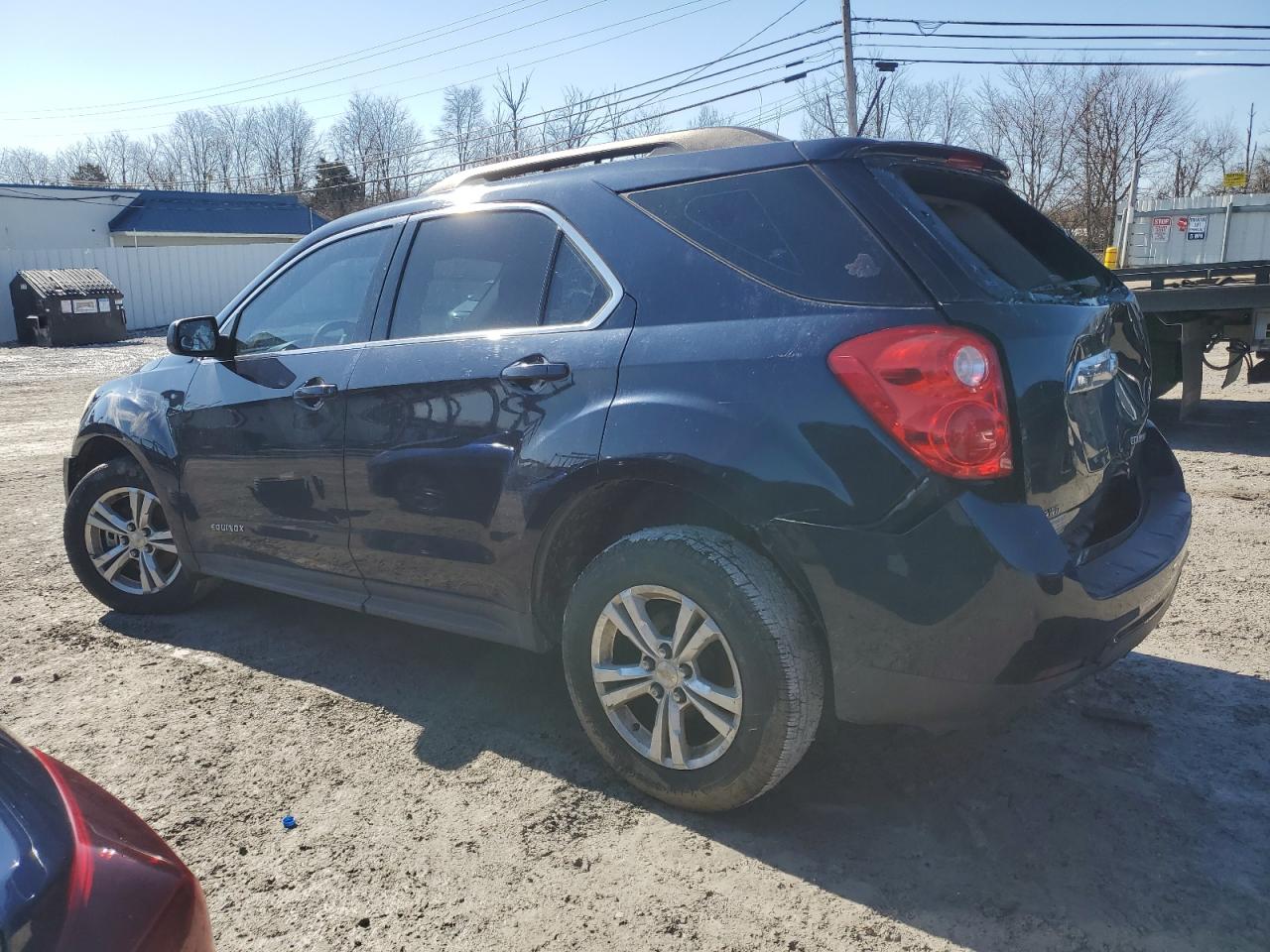 2015 Chevrolet Equinox - Image 2