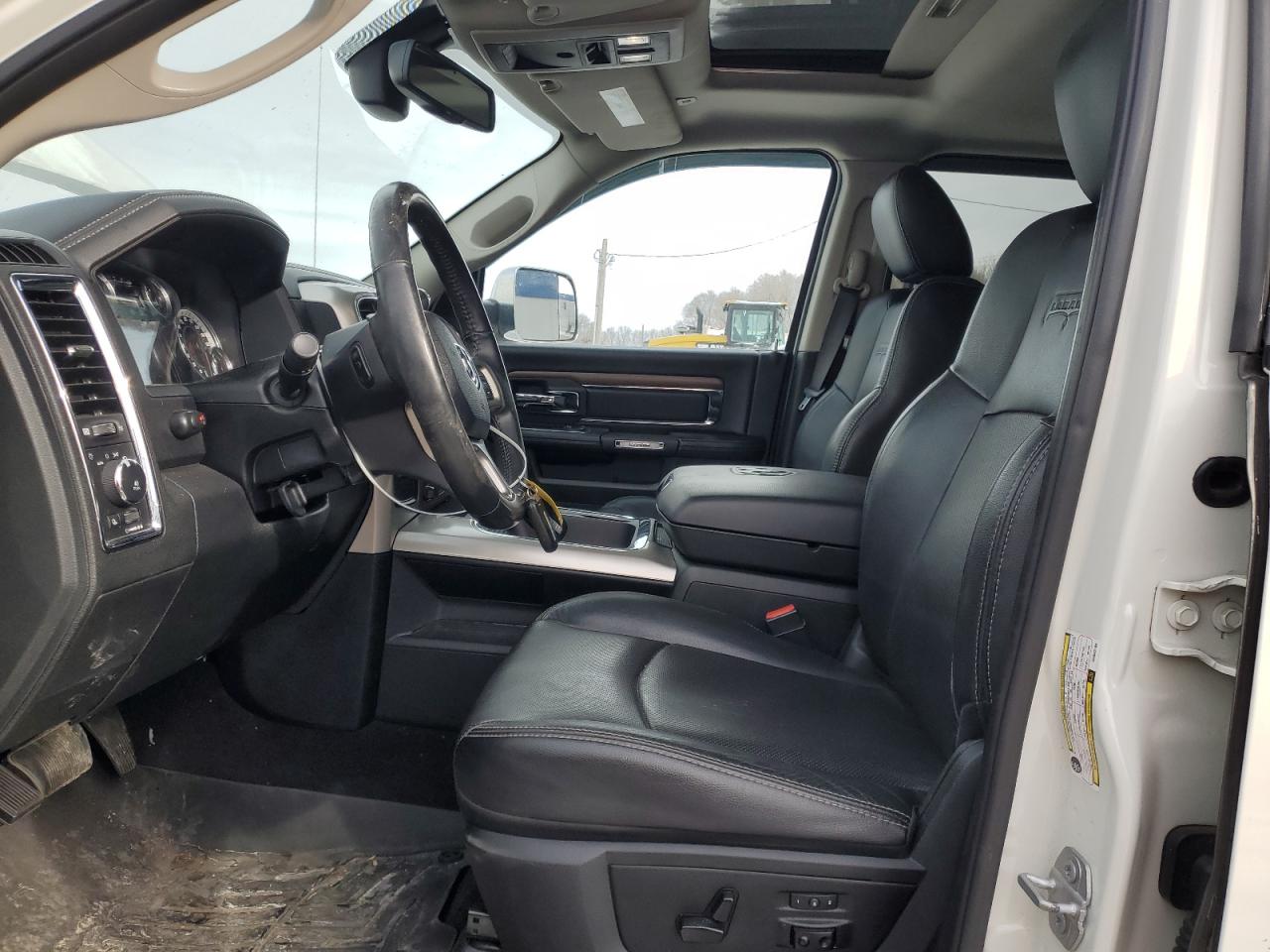 2017 RAM 2500 - Image 7