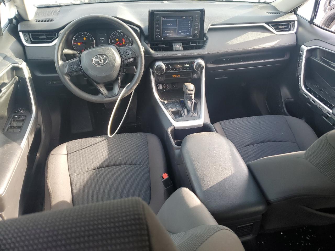 2022 Toyota RAV 4 - Image 8