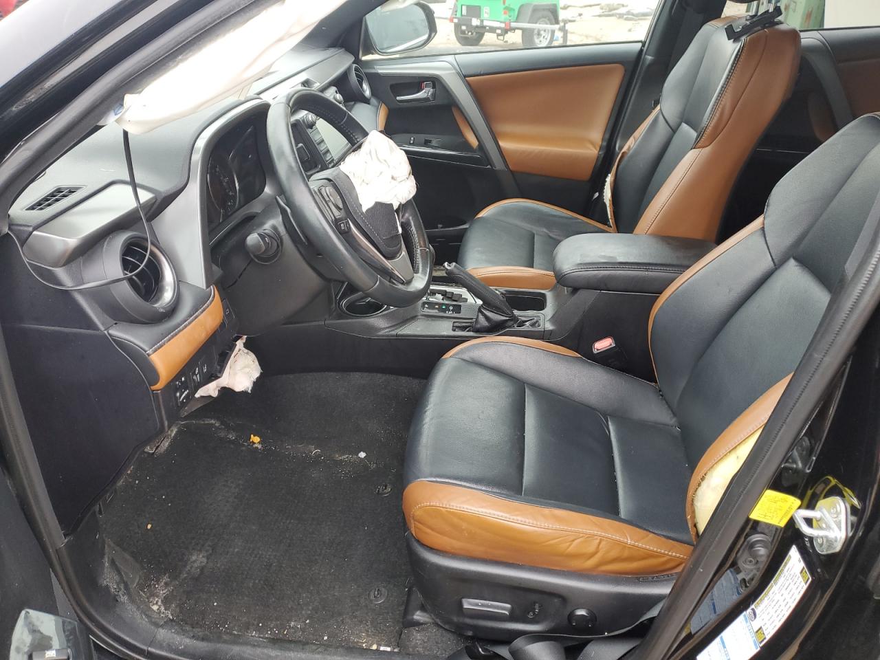 2017 Toyota RAV 4 - Image 7