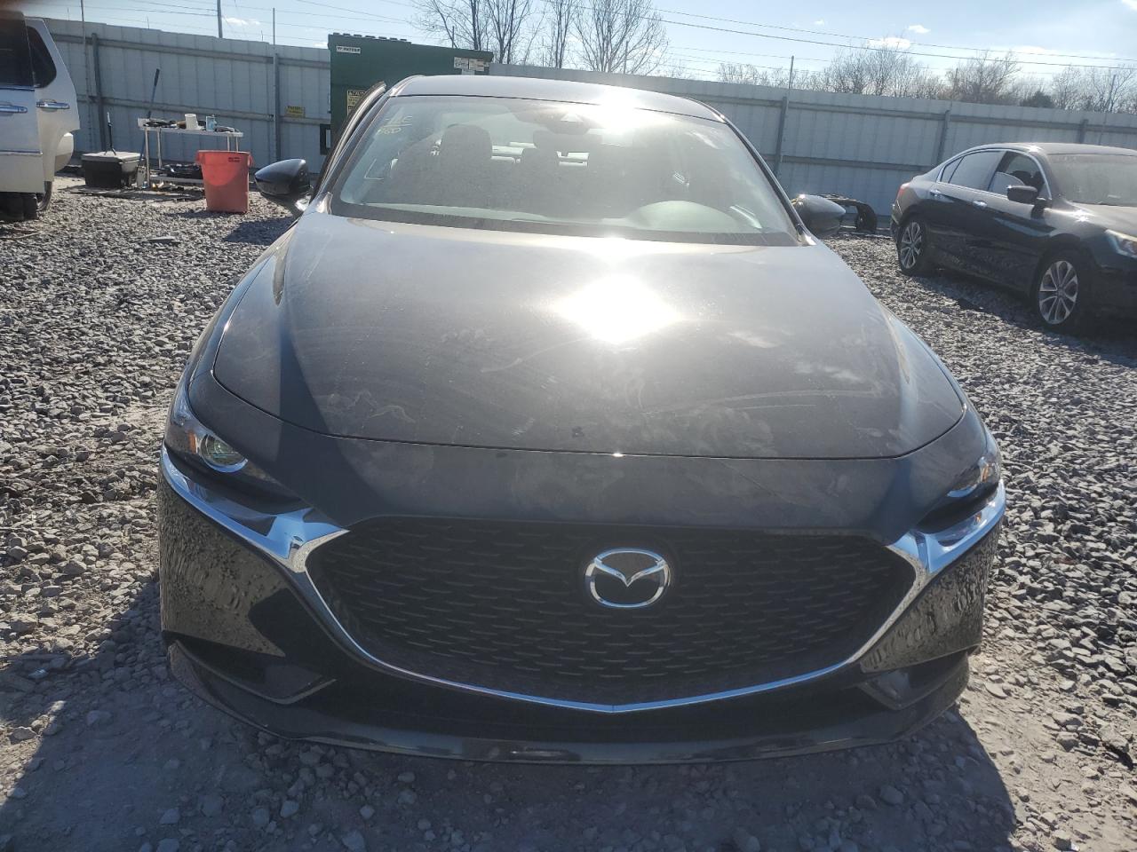 2019 Mazda 3 - Image 5