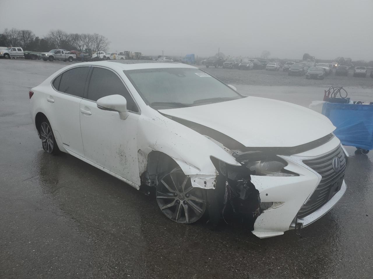 2017 Lexus ES - Image 4
