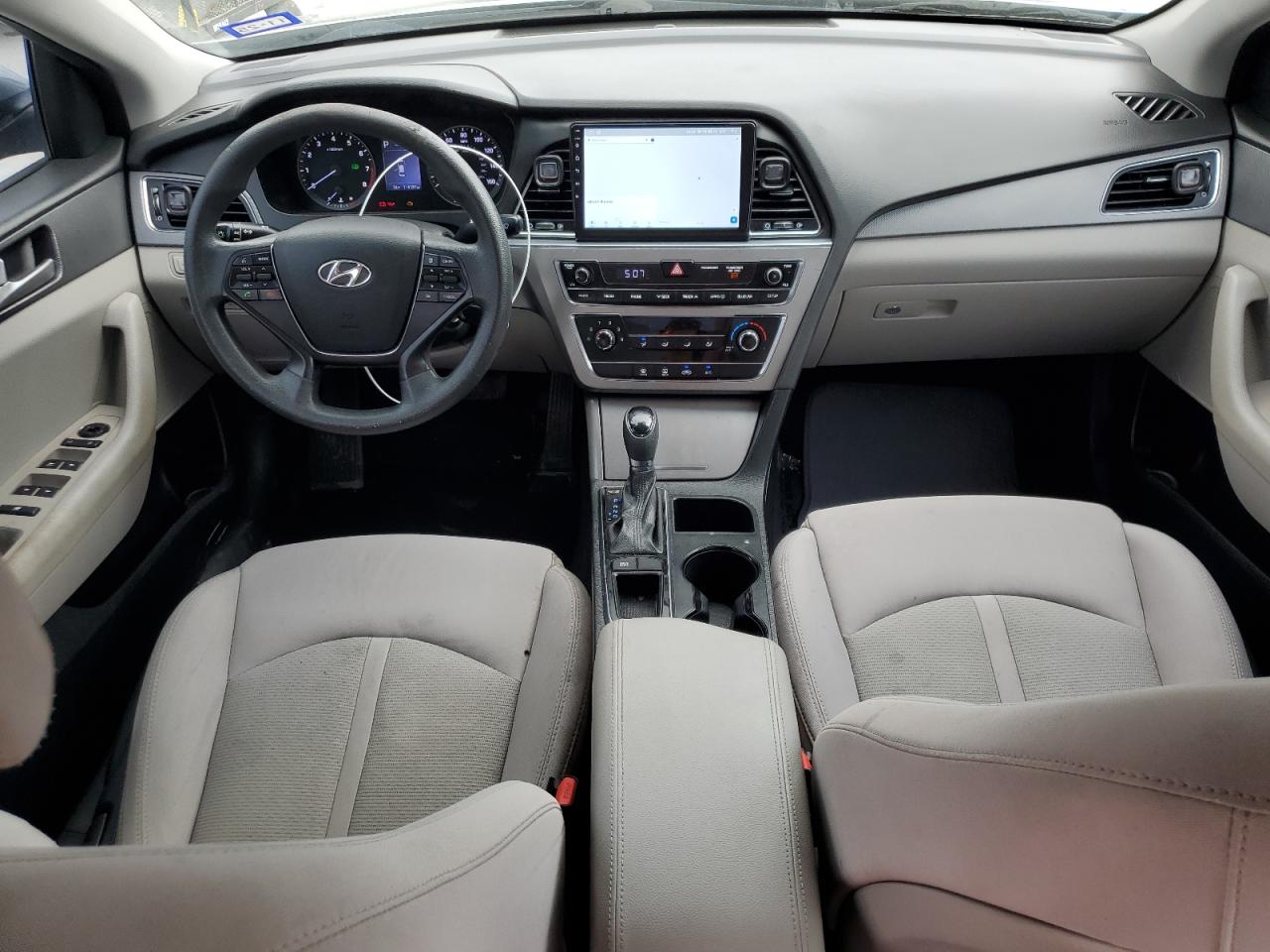 2016 Hyundai Sonata - Image 8