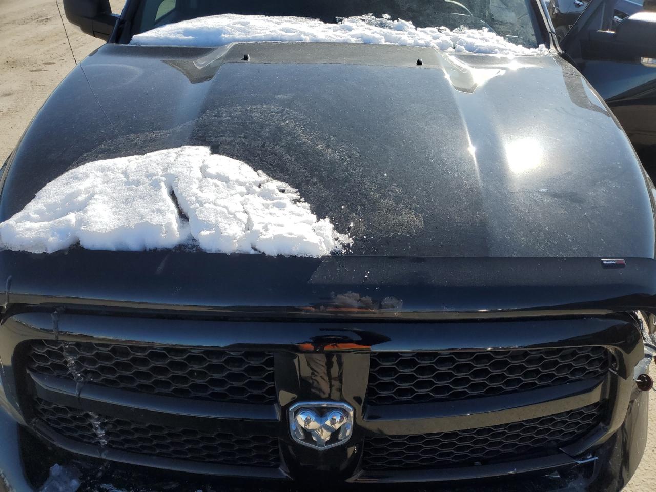 2015 RAM 1500 - Image 11