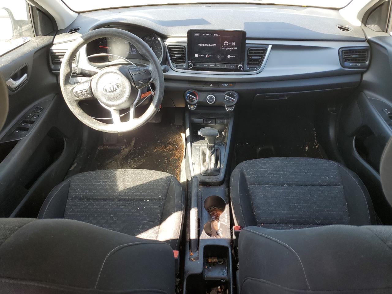 2021 Kia Rio - Image 8