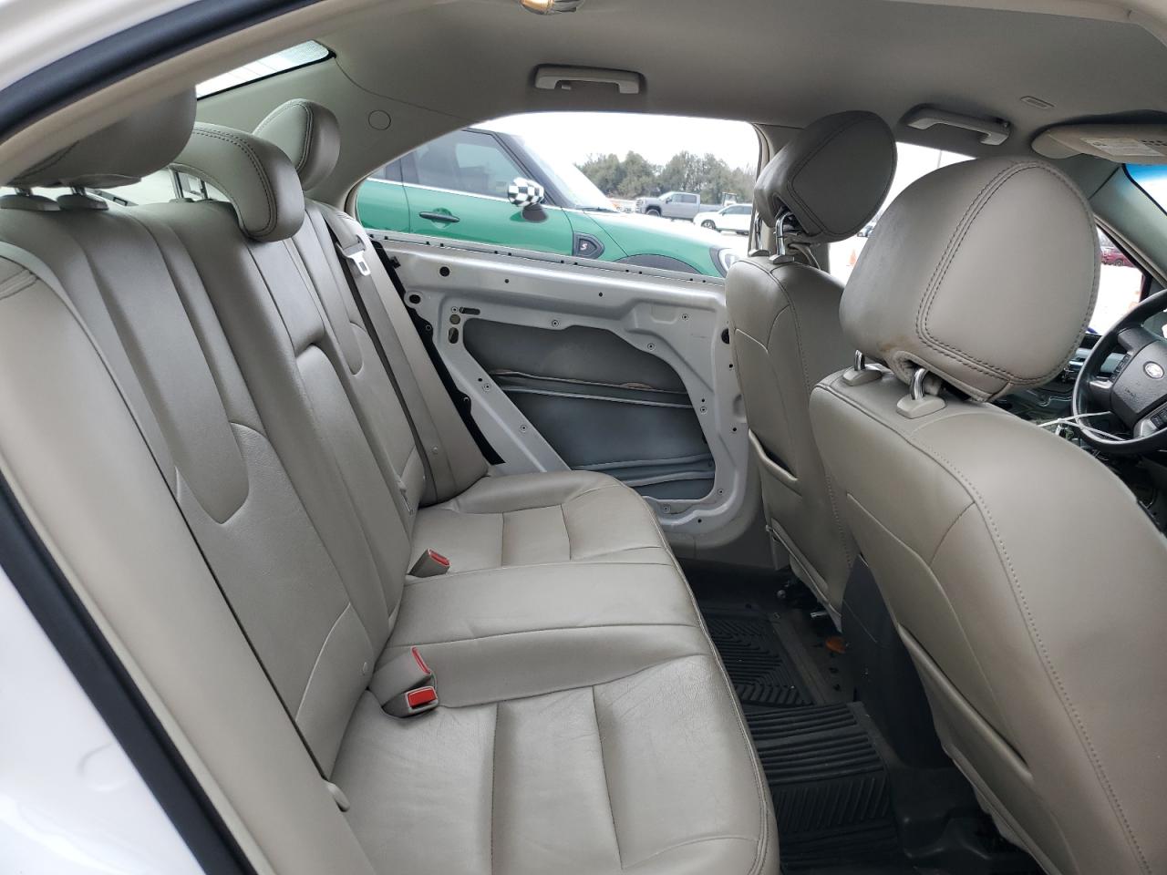 2012 Ford Fusion - Image 10