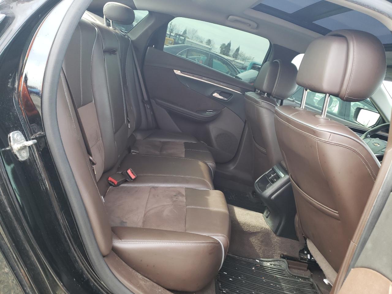 2014 Chevrolet Impala - Image 11