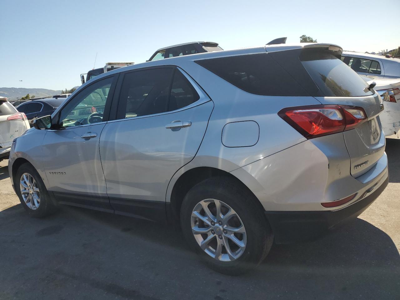 2021 Chevrolet Equinox - Image 2