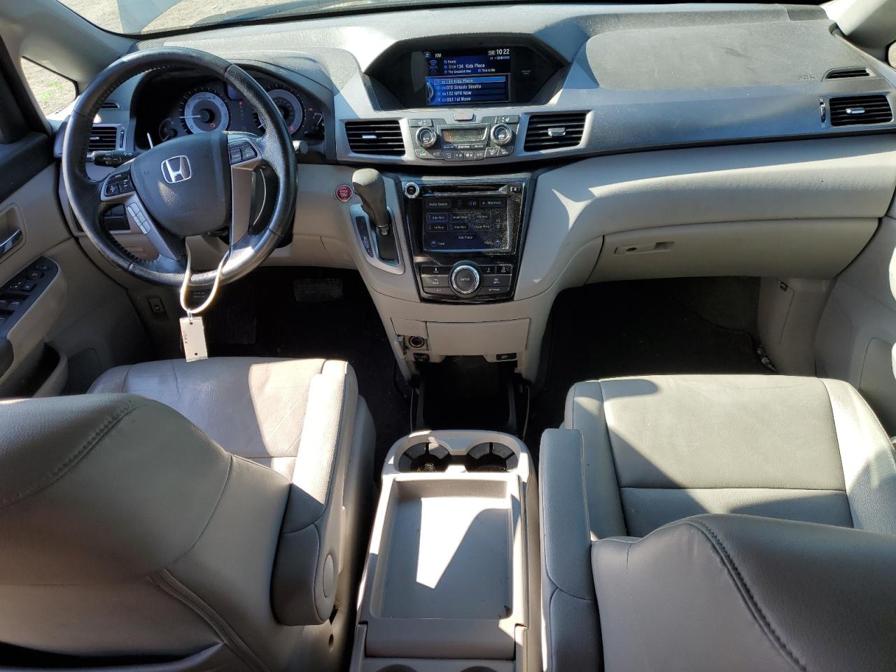 2016 Honda Odyssey - Image 8
