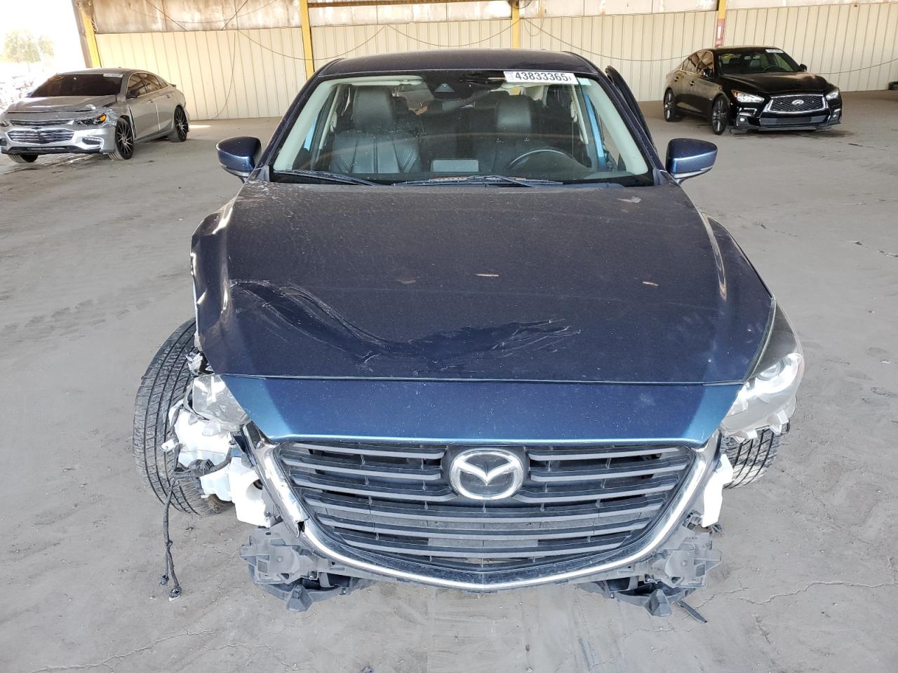 2017 Mazda 3 - Image 5