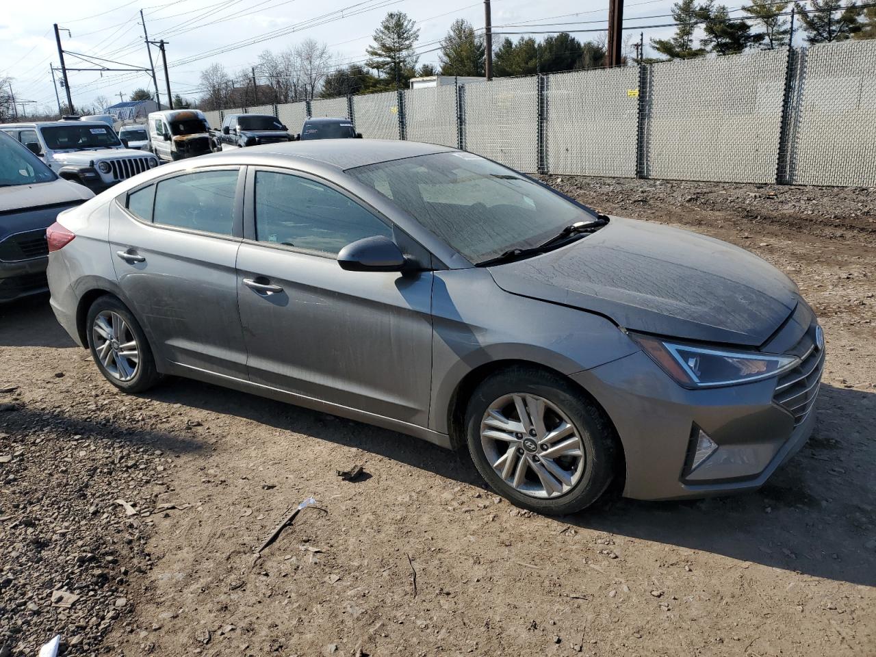 2020 Hyundai Elantra - Image 4