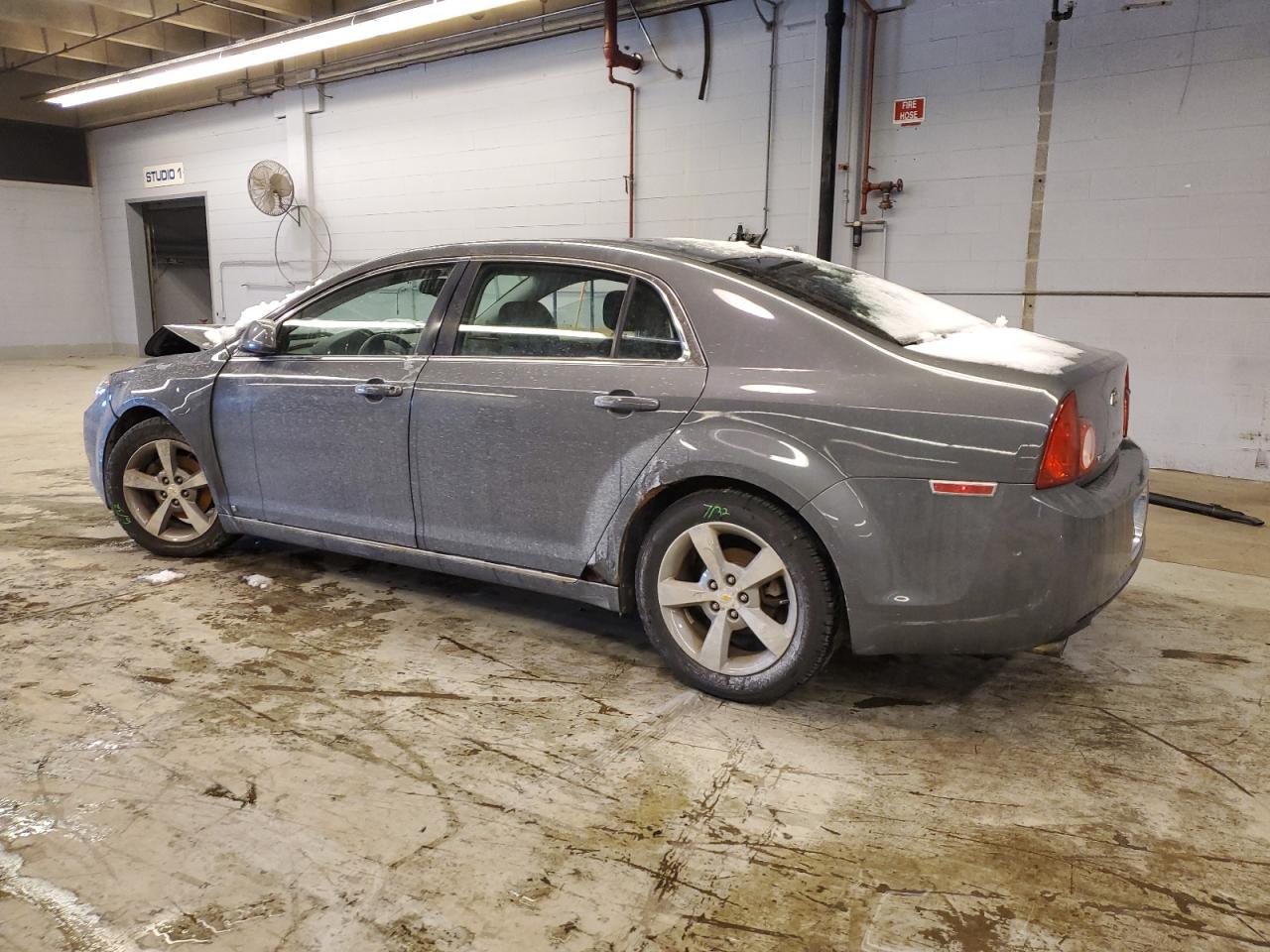 2009 Chevrolet Malibu - Image 2