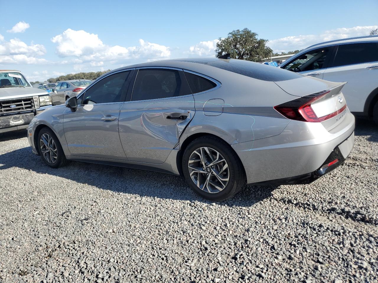 2023 Hyundai Sonata - Image 2