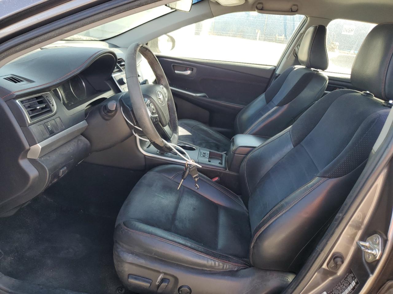 2015 Toyota Camry - Image 7