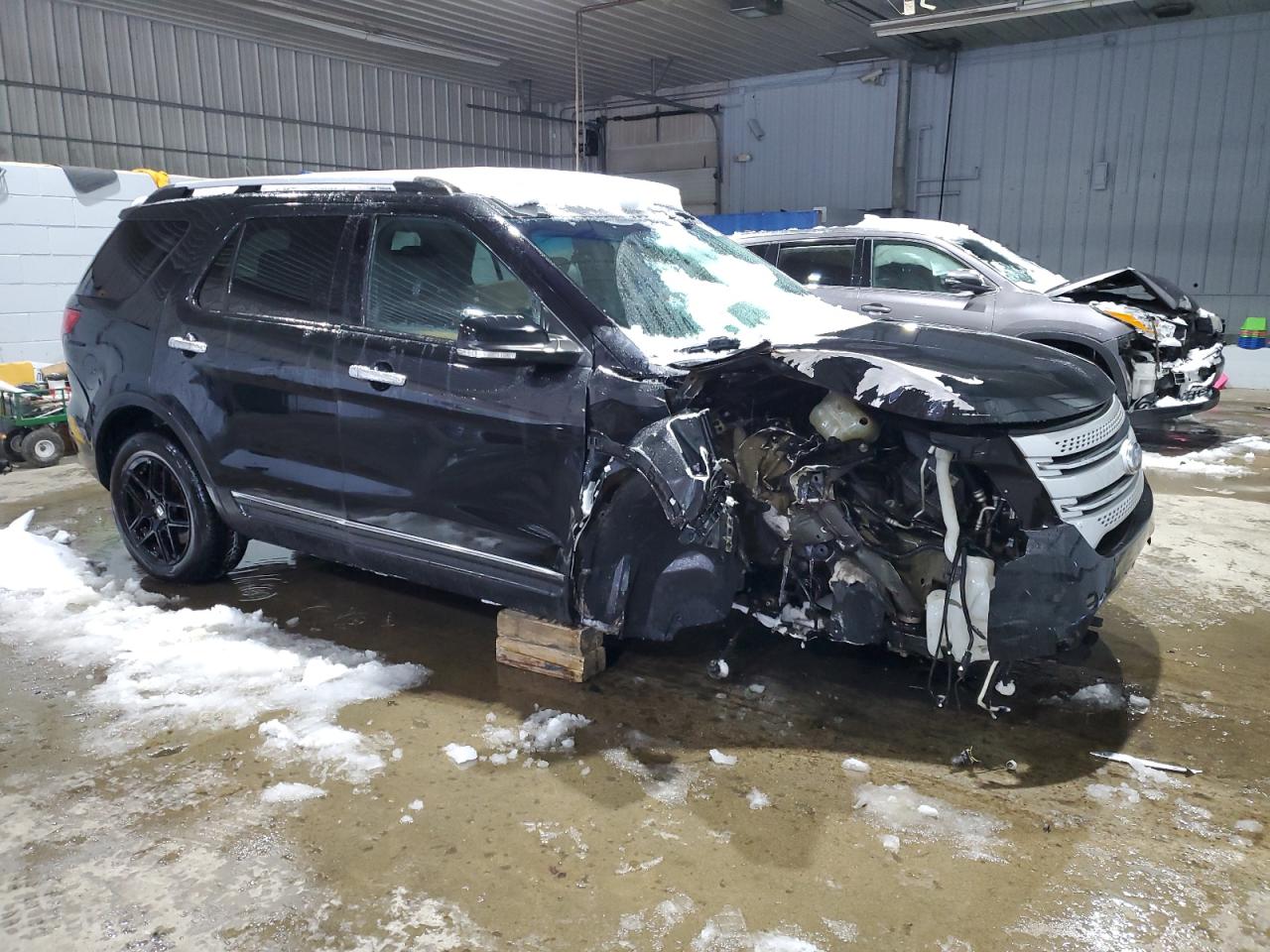 2015 Ford Explorer - Image 4