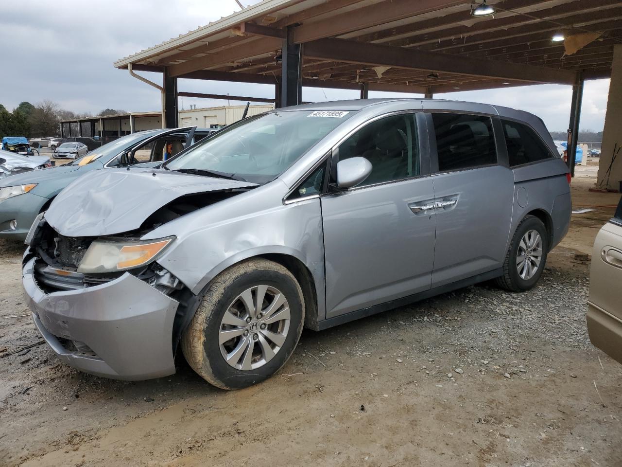 2016 Honda Odyssey - Image 1