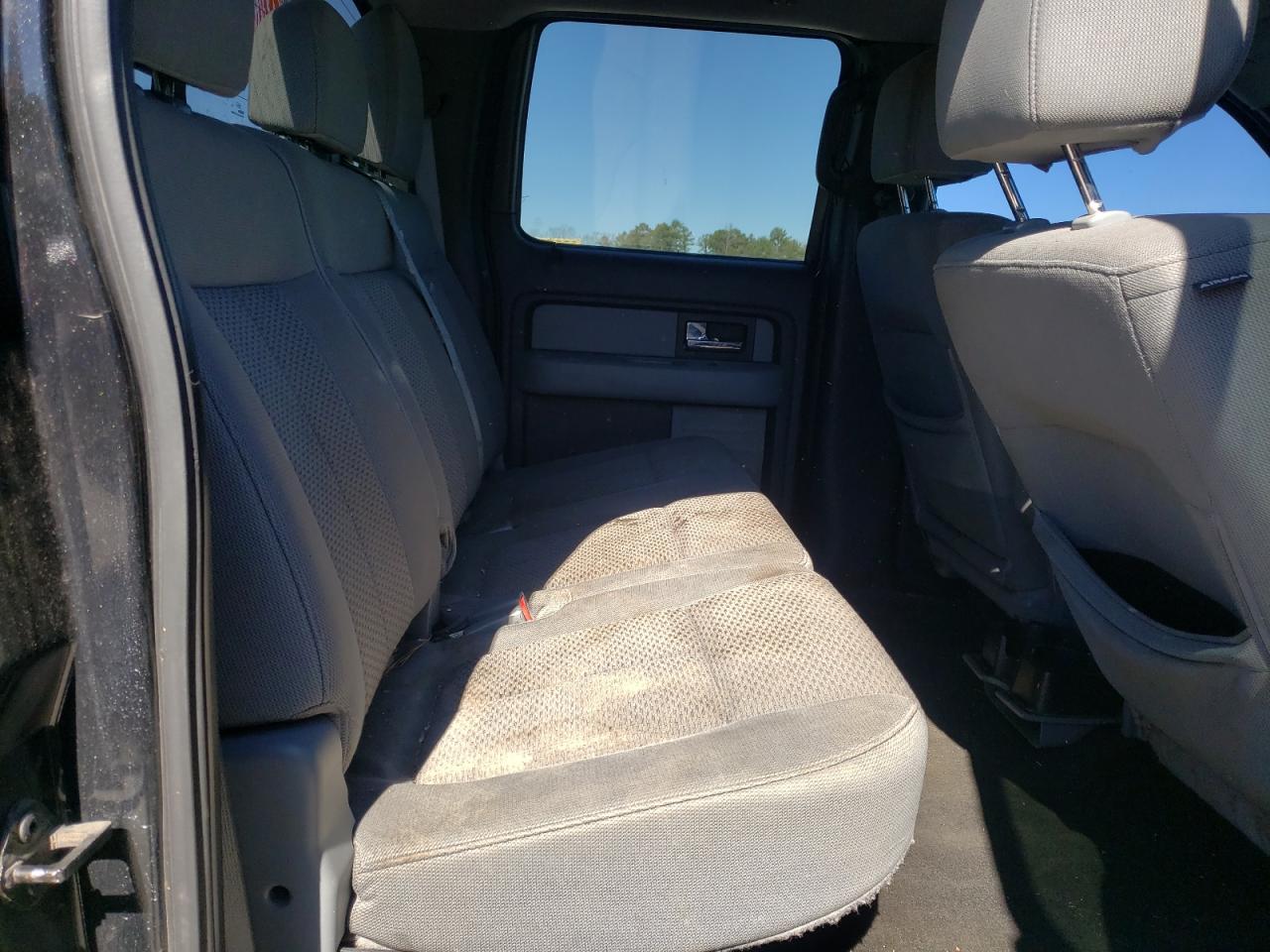 2012 Ford F-150 - Image 10