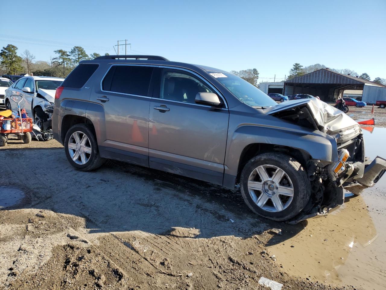 2010 GMC Terrain - Image 4