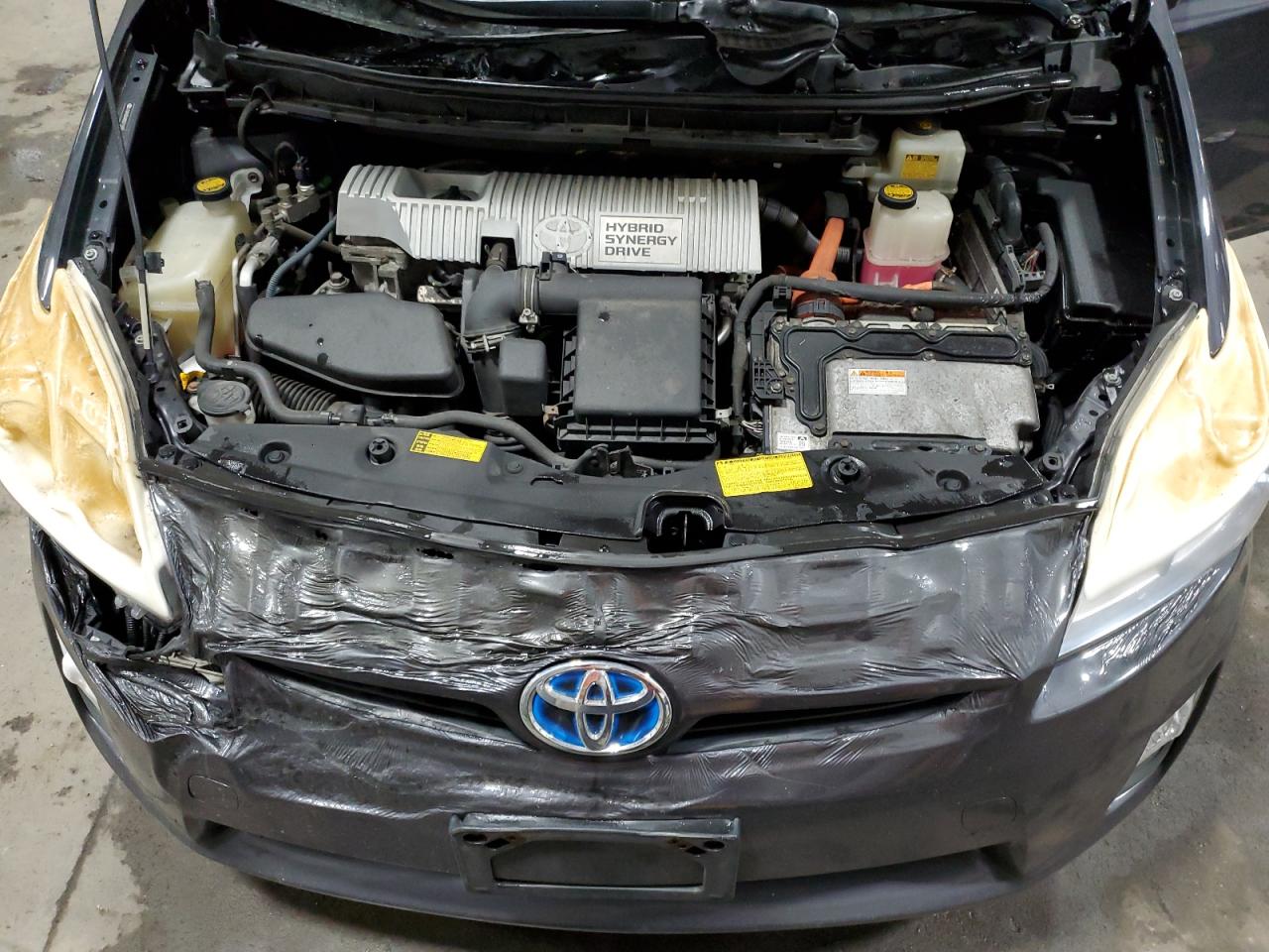 2011 Toyota Prius - Image 12