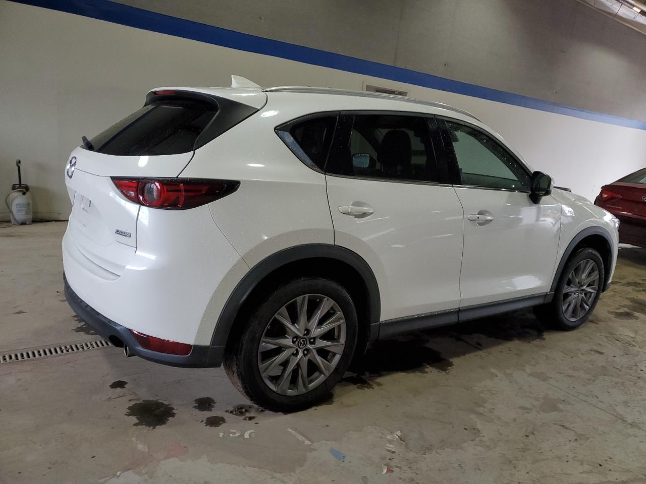 2019 Mazda CX-5 - Image 3